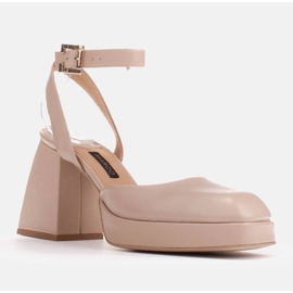 Marco Shoes Sandale pe o platformă de înălțare bej 1