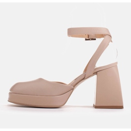 Marco Shoes Sandale pe o platformă de înălțare bej 2