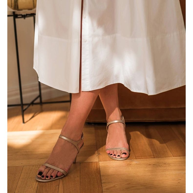 Marco Shoes Sandale cu toc înalt de aur 2