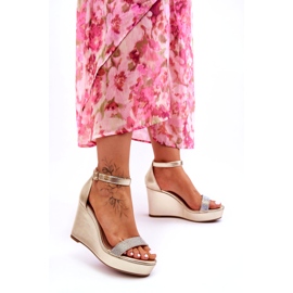 Diamantique Sandale cu pană din piele la modă Golden Arwen de aur 1 Diamantique Sandale cu pană din piele la modă Golden Arwen de aur 1