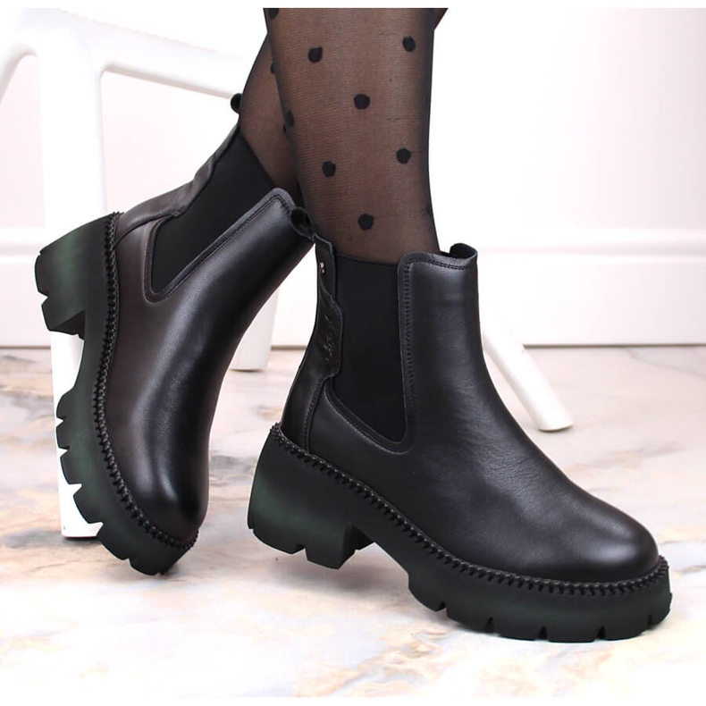 Botine de dama din piele, izolate, negre Filippo DBT4907 negru 1