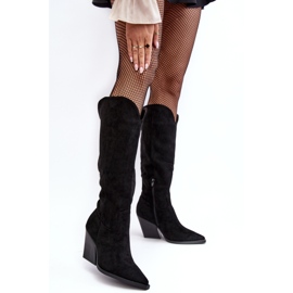 Cizme de cowboy din piele intoarsa neagra Delia la moda negru 2 Cizme de cowboy din piele intoarsa neagra Delia la moda negru 2