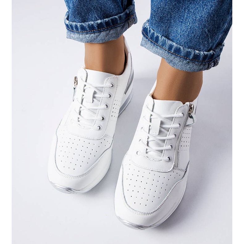 Pantofi din piele ajurata alb Jazzar 1