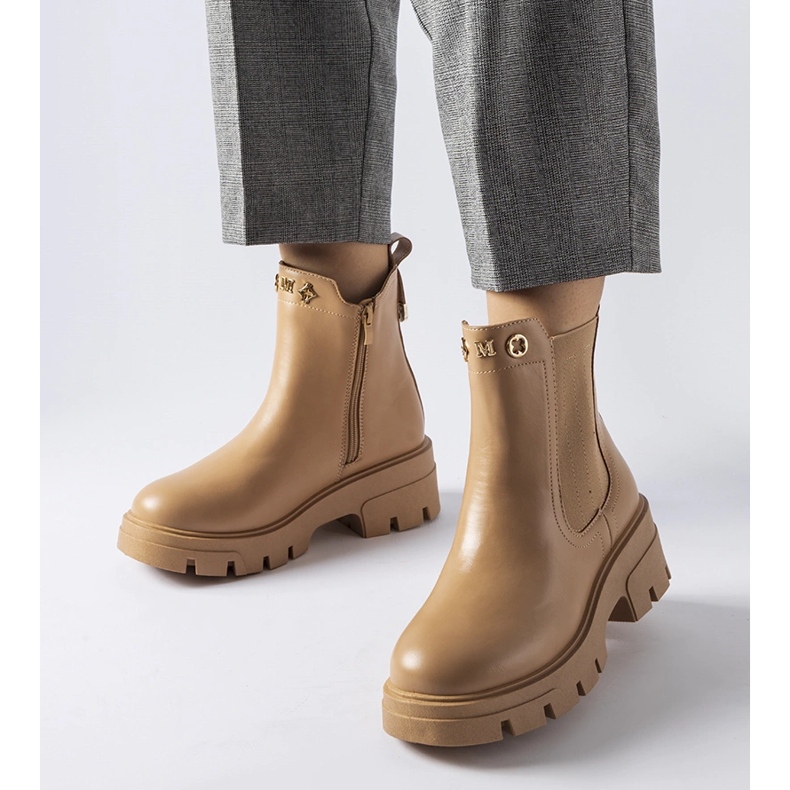 Botine decorative izolate bej de la Federica 1