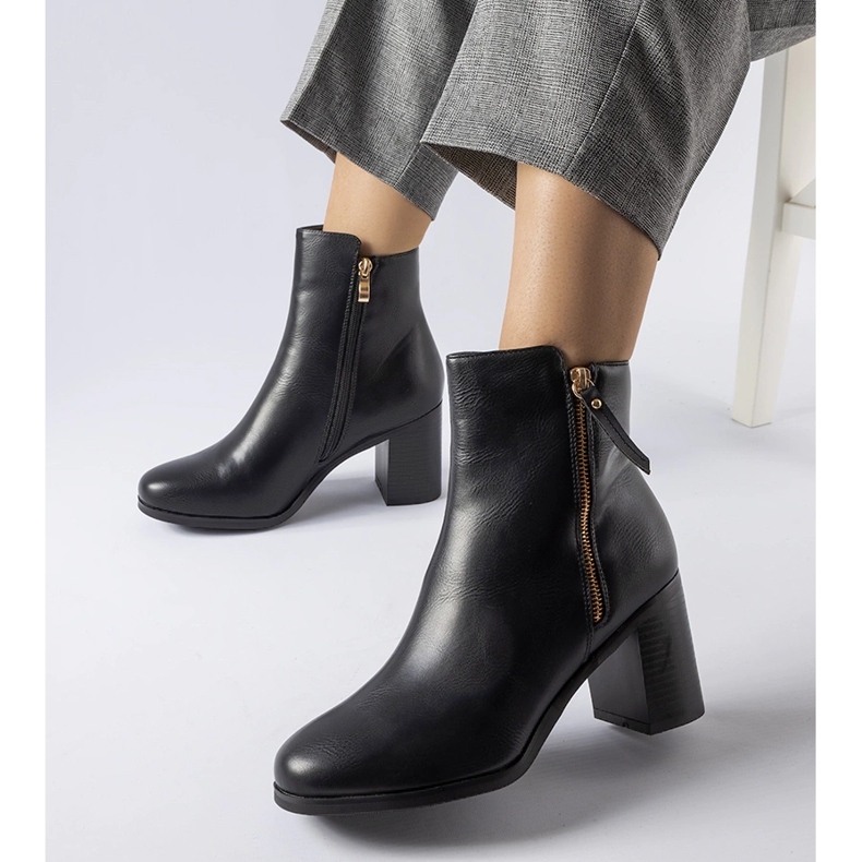 Botine clasice Edilio izolate negre negru 1