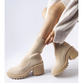 Botine bej cu partea superioară flexibilă Cadiz 1