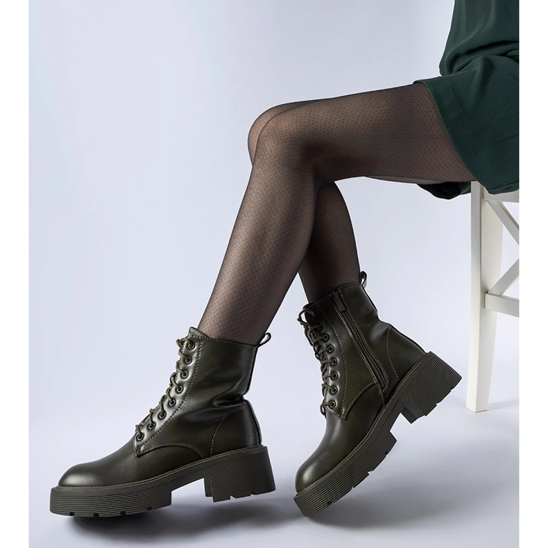 Botine izolate verzi cu talpă groasă de la Cirillo verde 1