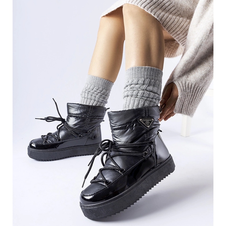 Cizme de zapada izolate negre cu elastic Oslavia negru 1