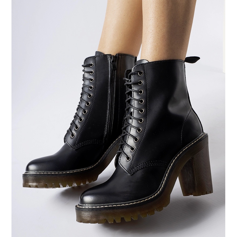 Botine negre Ezio cu șireturi negru 1