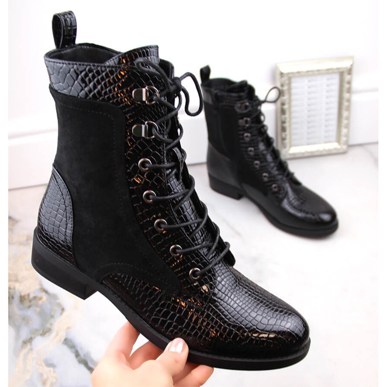 Ghete dama cu toc plat, izolate, negre Filippo DBT4823 negru 1