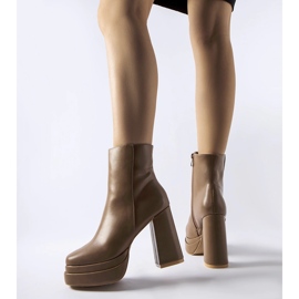 Botine maro cu toc înalt de la Ashwood 1