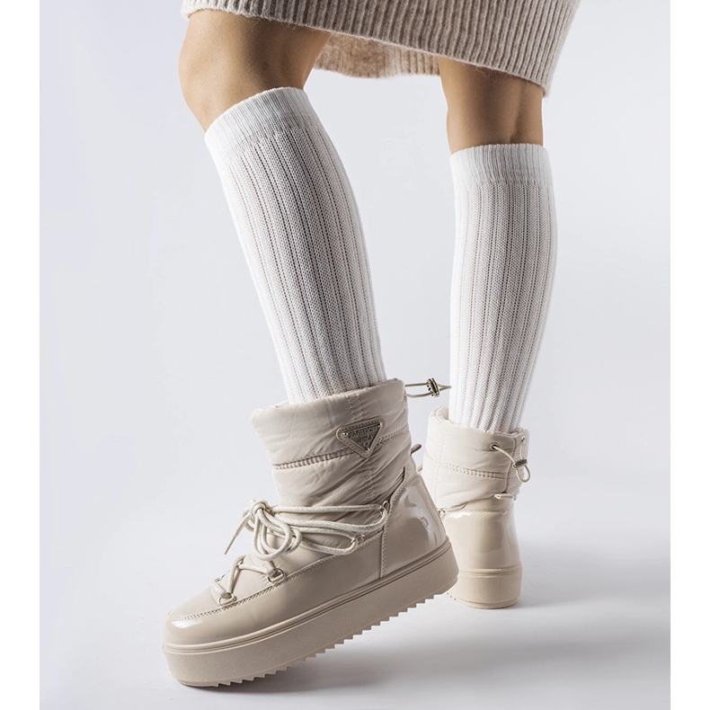 Cizme de zapada izolate bej cu elastic Oslavia 1