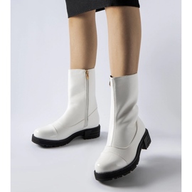 Botine clasice Monsanpolo izolate albe 1