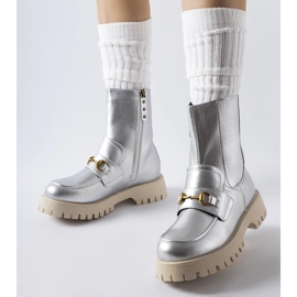 Botine Overlook izolate argintiu 1