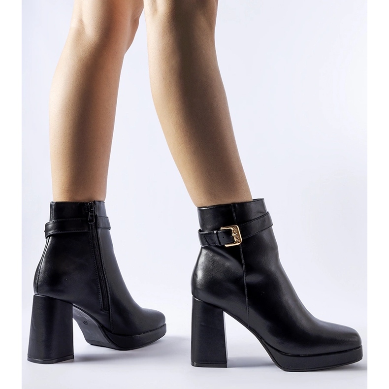 Botine clasice izolate negre Caio cu toc înalt negru 1