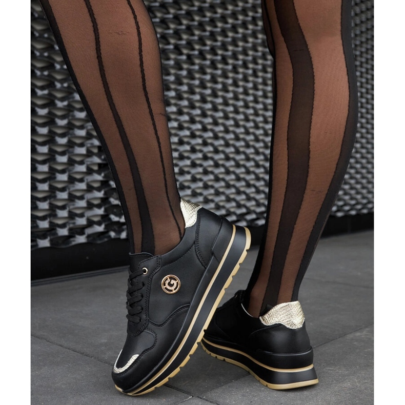 Pantofi din piele neagra cu strasuri negru 1