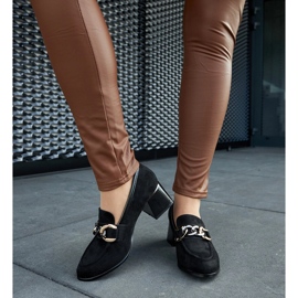 Pompe negre cu bloc din piele ecologică negru 1 Pompe negre cu bloc din piele ecologică negru 1