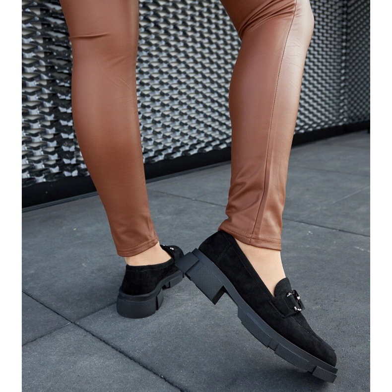 Mocasini negri masivi cu cataramă negru 1