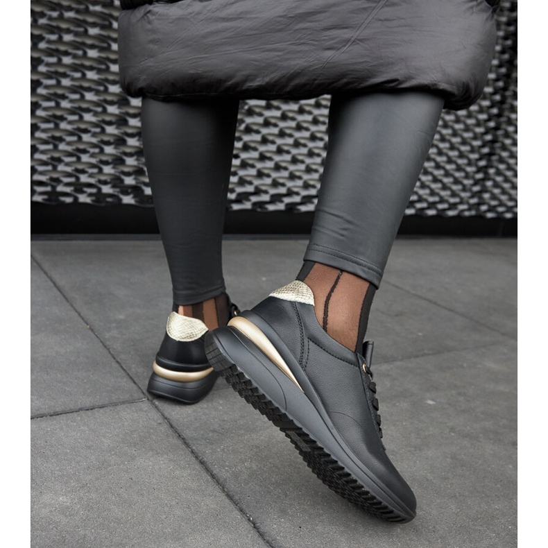 Tenisi cu pană din piele neagră de la Federico negru 1