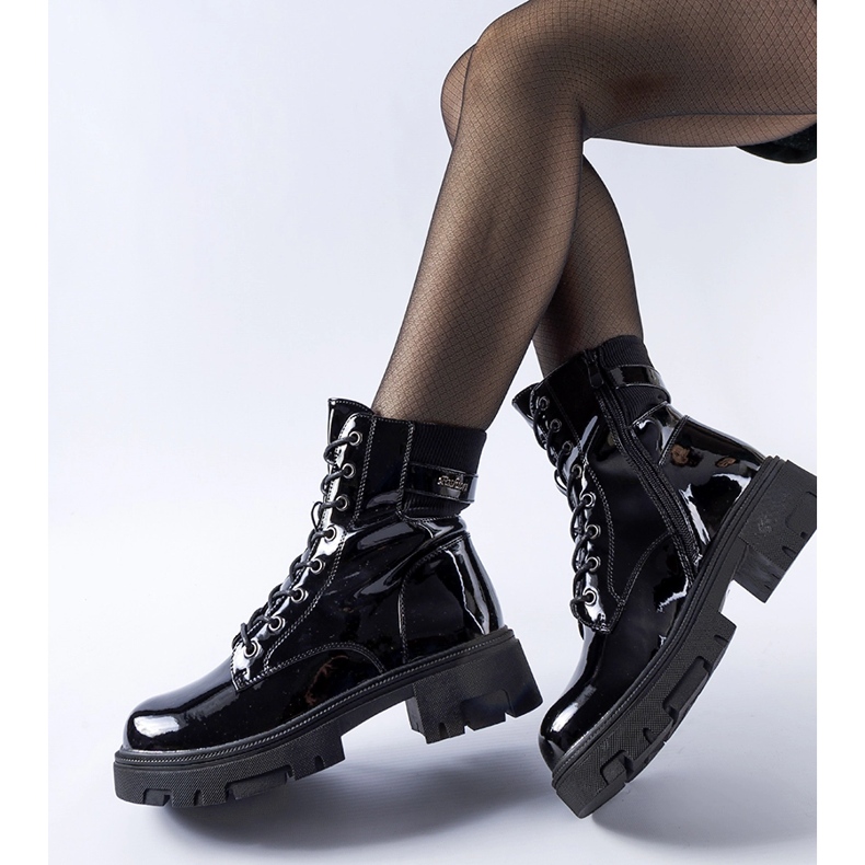 Botine Cunha lavete negre, usor izolate negru 1