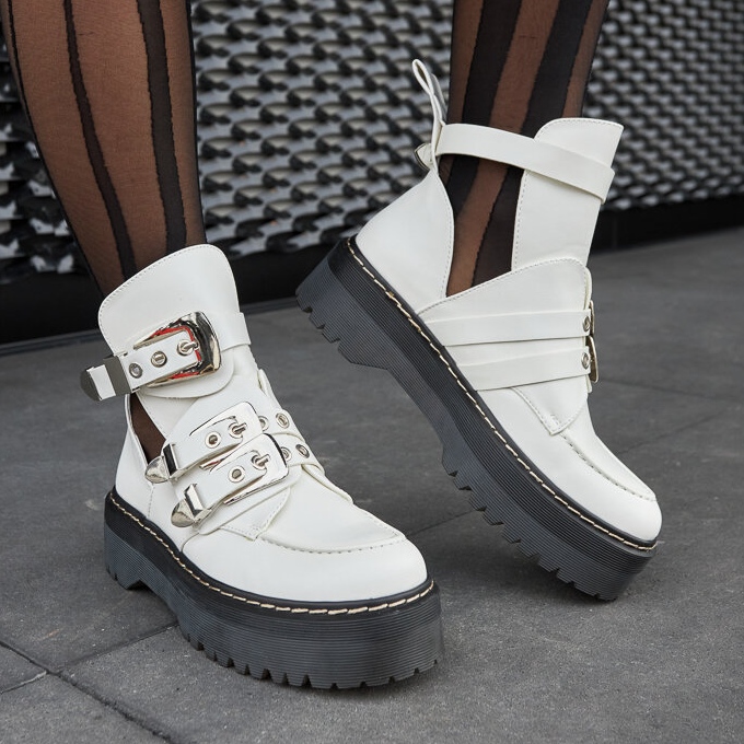 Botine albe pe platforma Lograto 1