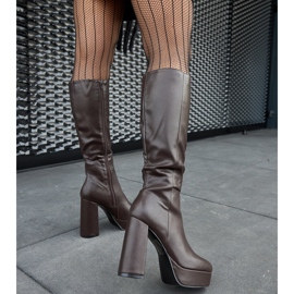 Cizme maro cu platformă și toc de la Zoccorino 1 Cizme maro cu platformă și toc de la Zoccorino 1