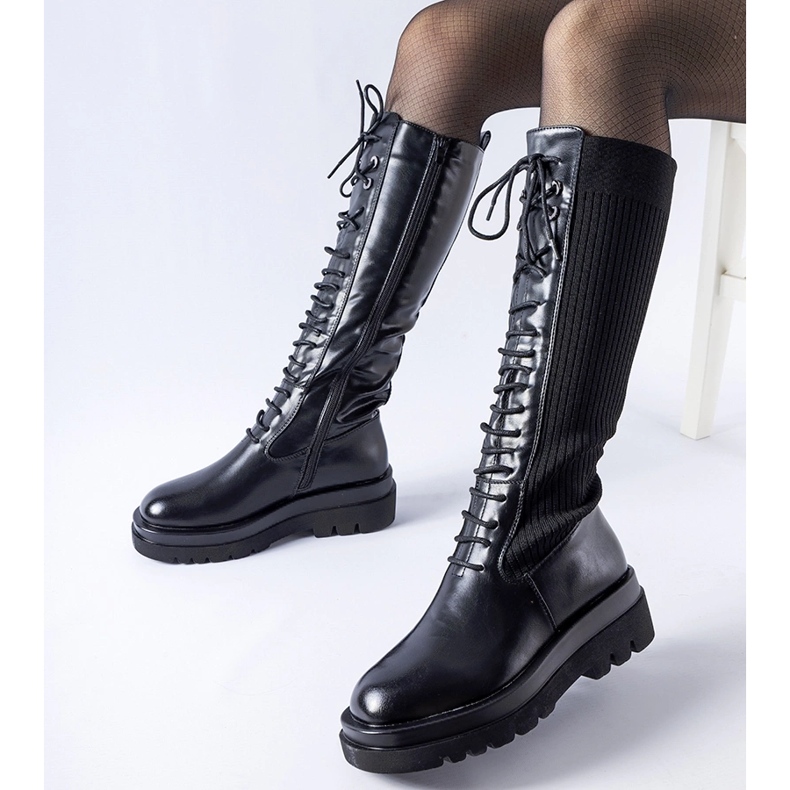 Cizme Geronimo negre inalte izolate negru 1