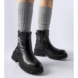 Botine negre cu partea superioară decorativă de la Garrett negru 1