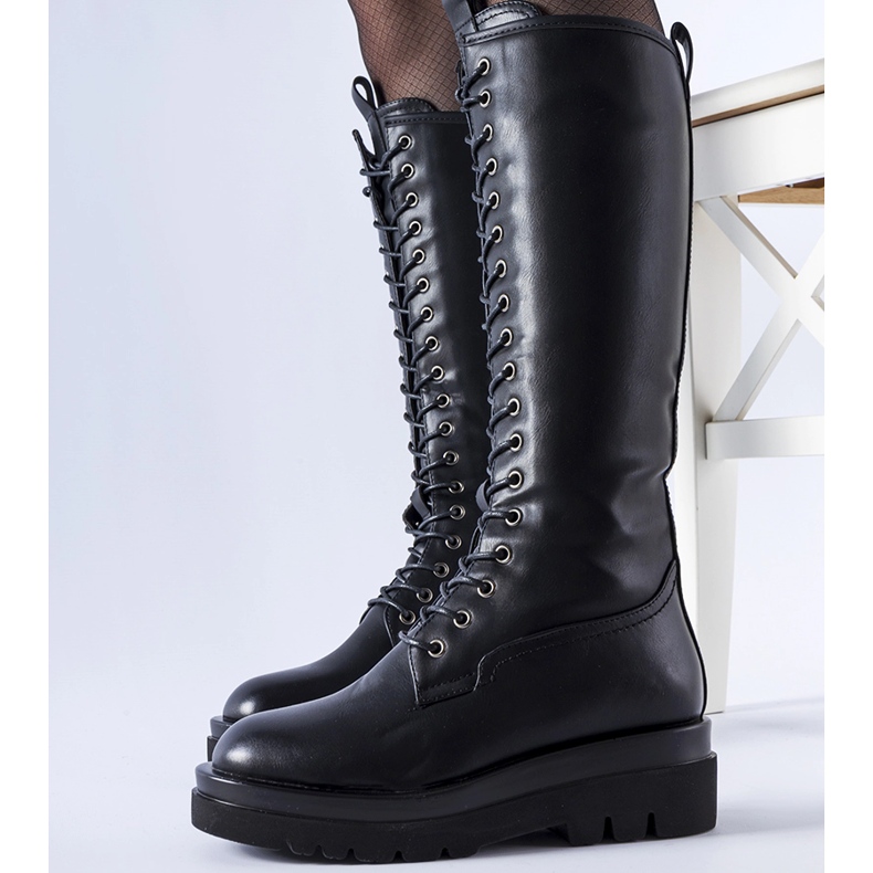 Muncitori de la Padernello cu izolare lungă neagră negru 2