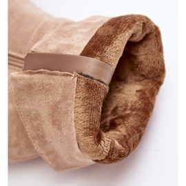 Cizme izolate de damă Shavy Bej, cu o parte superioară încrețită pe un toc înalt 1