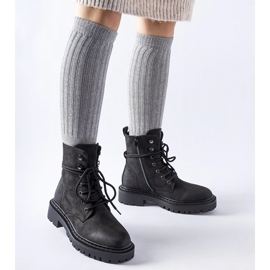 Cizme plate negre cu protector Brattle negru 1 Cizme plate negre cu protector Brattle negru 1