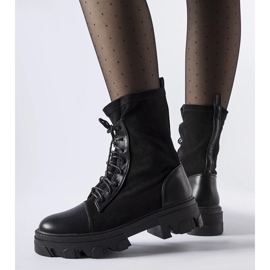 Muncitori negri cu legături Tarces negru 1 Muncitori negri cu legături Tarces negru 1