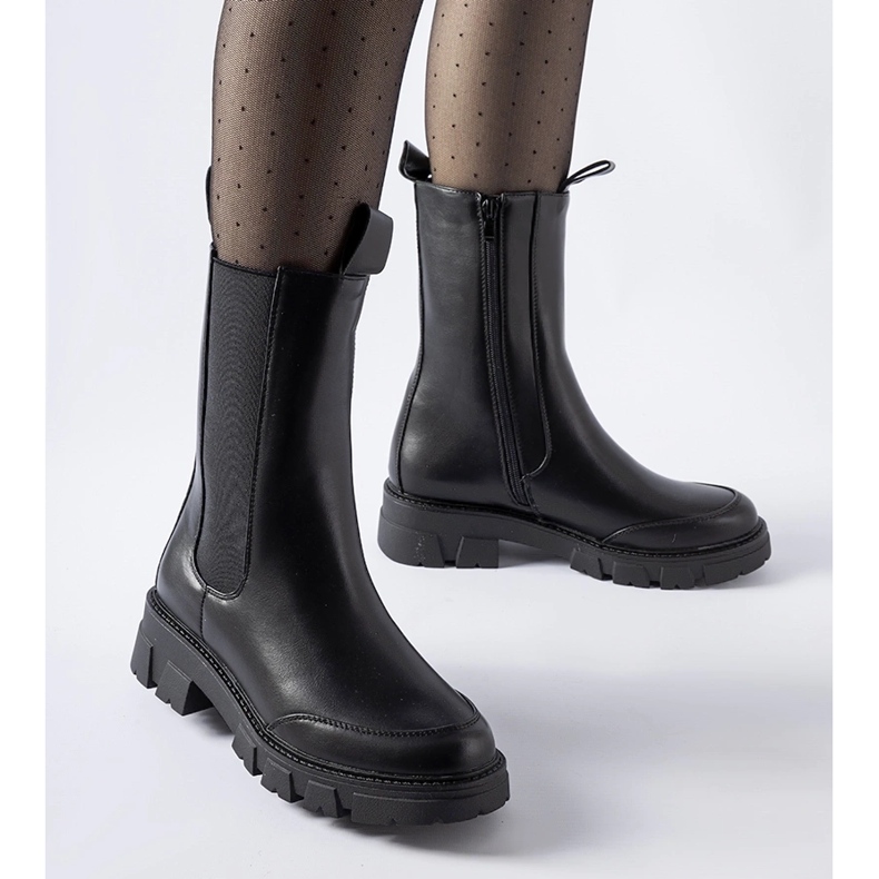 Cizme negre Morbello izolate masiv negru 1