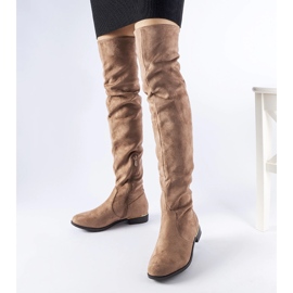 Cizme lungi maro calde din piele ecologică Elwira 1 Cizme lungi maro calde din piele ecologică Elwira 1