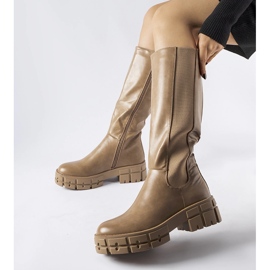 Cizme plate Ceredano izolate maro bej 1