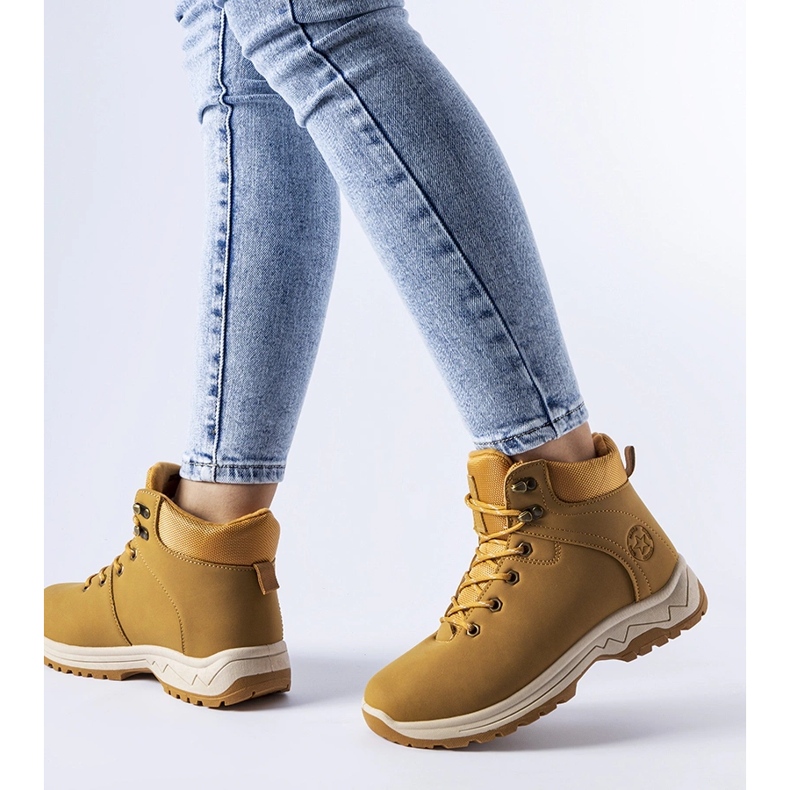 Cizme Guarcino izolate caramel maro 1