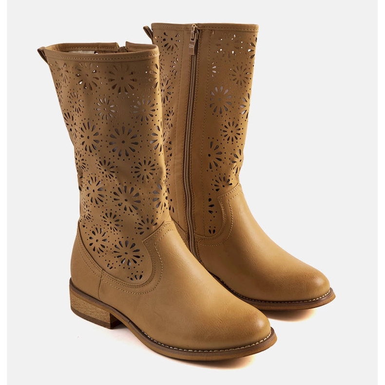 Cizme pentru copii ajurate maro deschis de la Bitsis bej 1