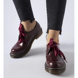 Pantofi maro cu fundita decorativa de la Rodriguez roșu 2