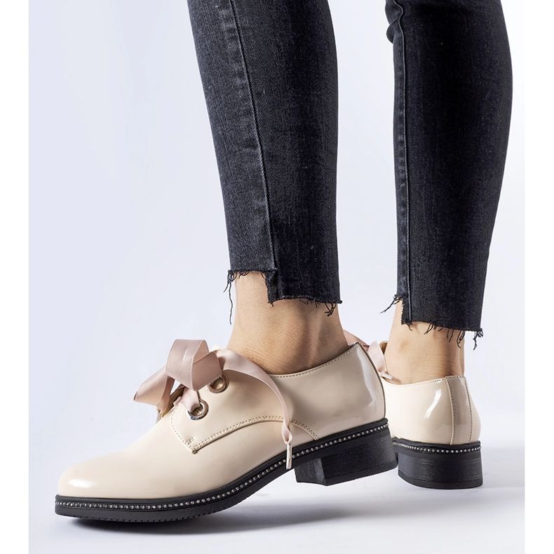 Pantofi bej cu strasuri Povegliano 1