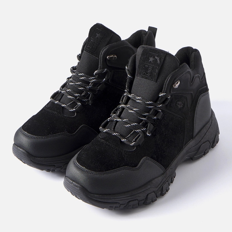 Cizme Ponte din piele ecologică pentru bărbați izolați de culoare neagră negru 1 Cizme Ponte din piele ecologică pentru bărbați izolați de culoare neagră negru 1