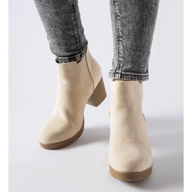 Botine slip-on bej de la Trevano 1
