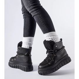 Botine negre pe o platformă masivă Sforza negru 1