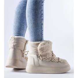 Cizme de zăpadă bej pe o platformă masivă Elvio 1 Cizme de zăpadă bej pe o platformă masivă Elvio 1