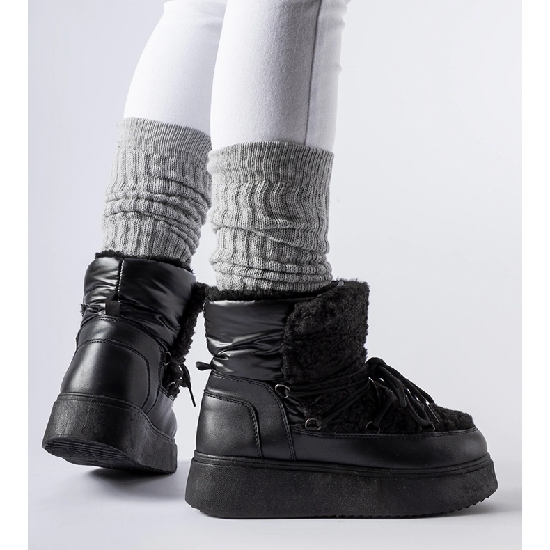 Cizme negre de zăpadă pe o platformă masivă Elvio negru 1