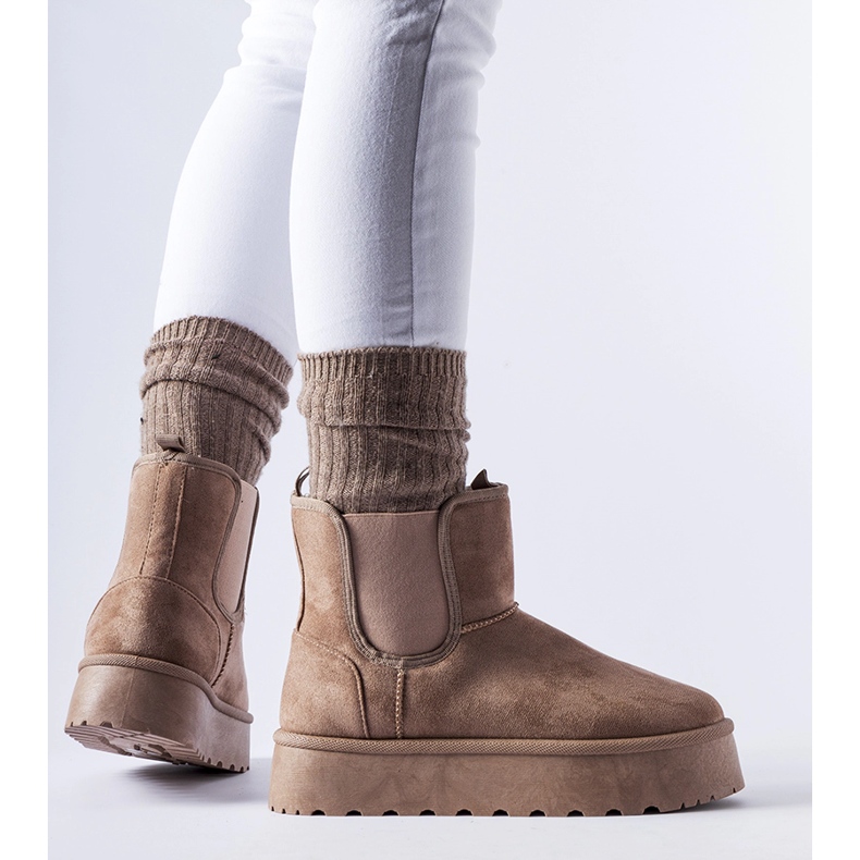 Cizme de zapada maro cu benzi elastice pe laterale de la Bertino 1