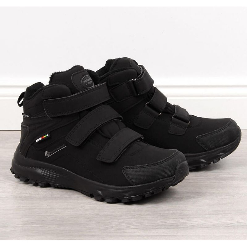 Pantofi de trekking izolați American Club M AM855, negri negru 1