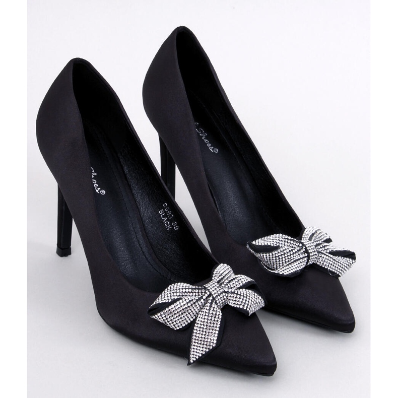 Ace din satin cu fundita de la Trini Black negru 1 Ace din satin cu fundita de la Trini Black negru 1