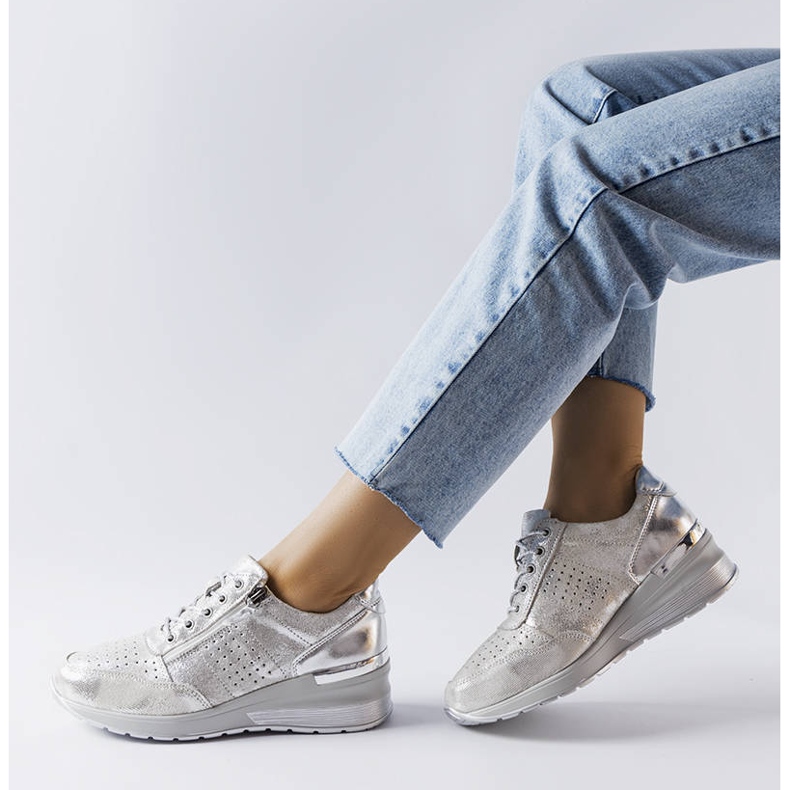 Goodin Pantofi Jazzar din piele ajurata argintie 1