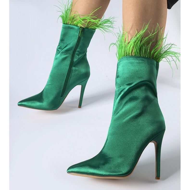 Botine verzi decorate cu pene Selvena verde 1