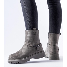 Botine izolate gri cu lant Sedico 1